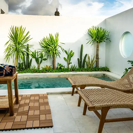 Elhana Villa